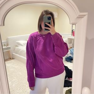 Aritizia TNA crewneck